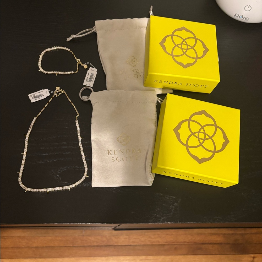 Kendra Scott White Necklace and Bracelet Set